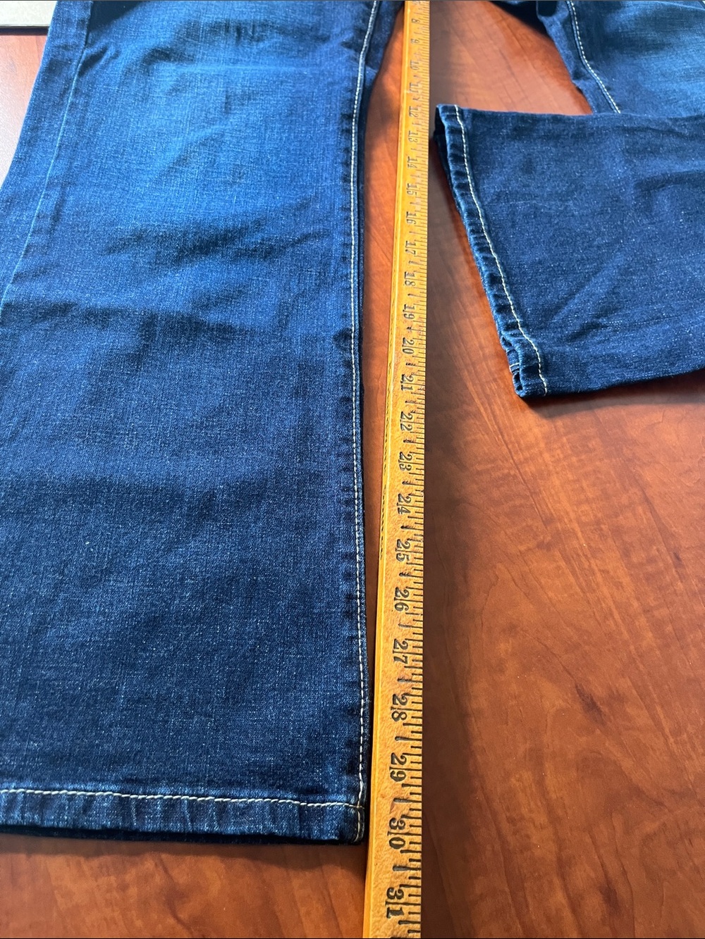 Levi’s 529 Curvy Bootcut Women's Dark Blue Jeans Contrast Stitching Sz 12 31x32 - Picture 4 of 11